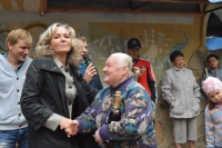 Ольга Мыльникова на празднике